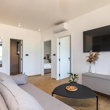 Luxury Apartment Lariv Krk Veglia Exterior foto
