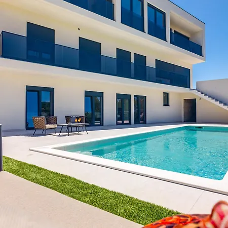 Luxury Apartment Lariv Krk Veglia Exterior foto