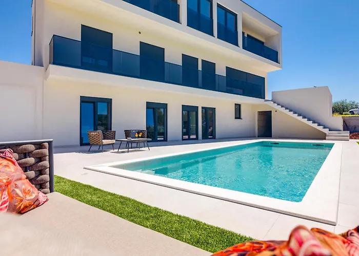 Luxury Apartment Lariv Krk